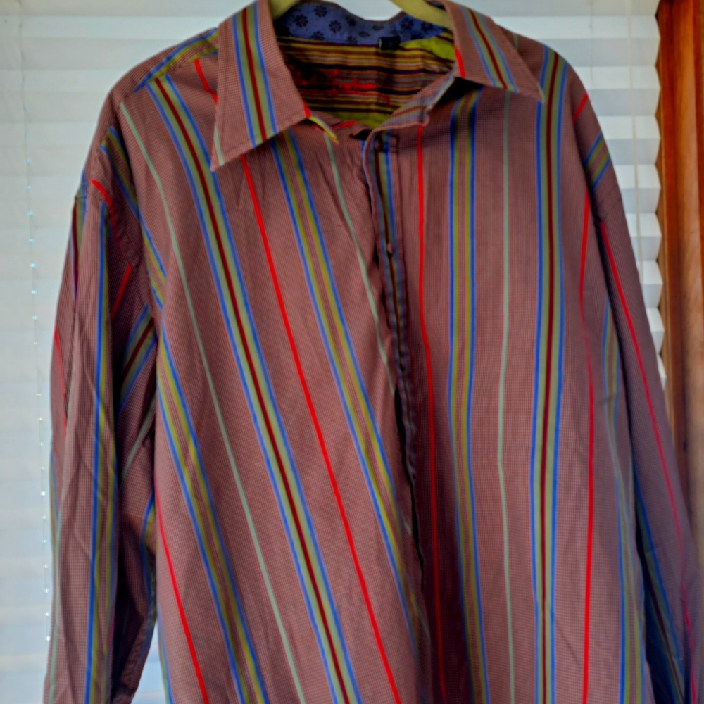 Robert Graham button down shiet size 2 XL
